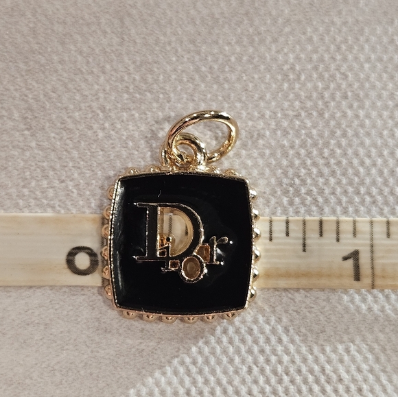 Dior Black and Gold Replacement Zipper Pull - Picture 5 of 5